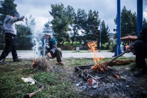 stylianos papardelas anamoni Στυλιανός Παπαρδέλας refugee crisis syrians refugees greece lesvos jordan zataari idomeni pireaus 8
